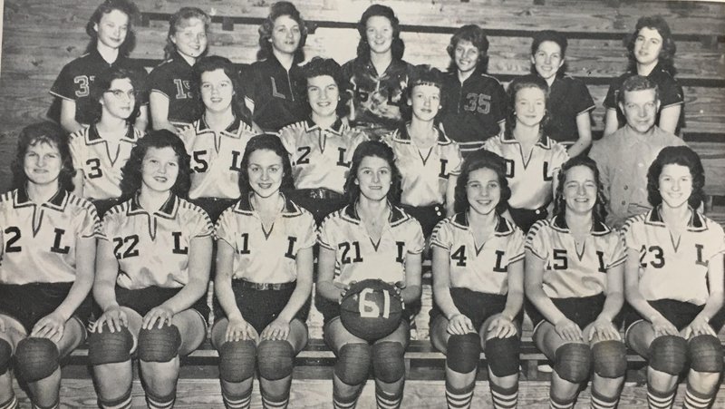 1960-61 Lady Dogs